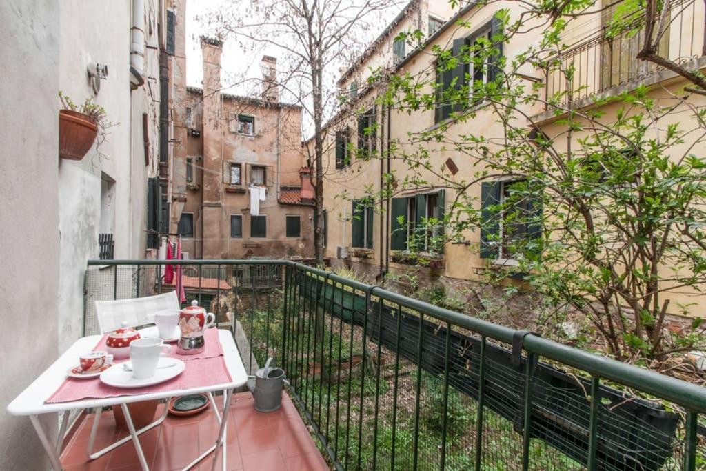 Ca' Cordoni - Charming Place In The Heart Of Venecia Exterior foto